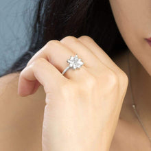 Load image into Gallery viewer, Diamond Cluster Ring - Empire Fine Jewellers
